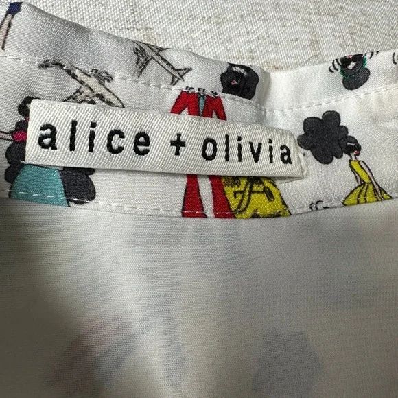 Alice + Olivia Willa Passport Stace Face Silk Top Size M - Picture 10 of 13